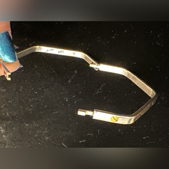 VINTAGE! Mexican Sterling Silver Hinged Bangle - Picture 4 of 10